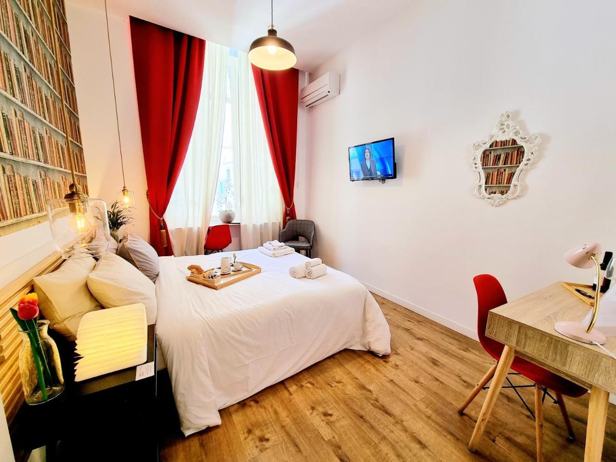 Daily Napoli - Lungomare Hotel ภายนอก รูปภาพ