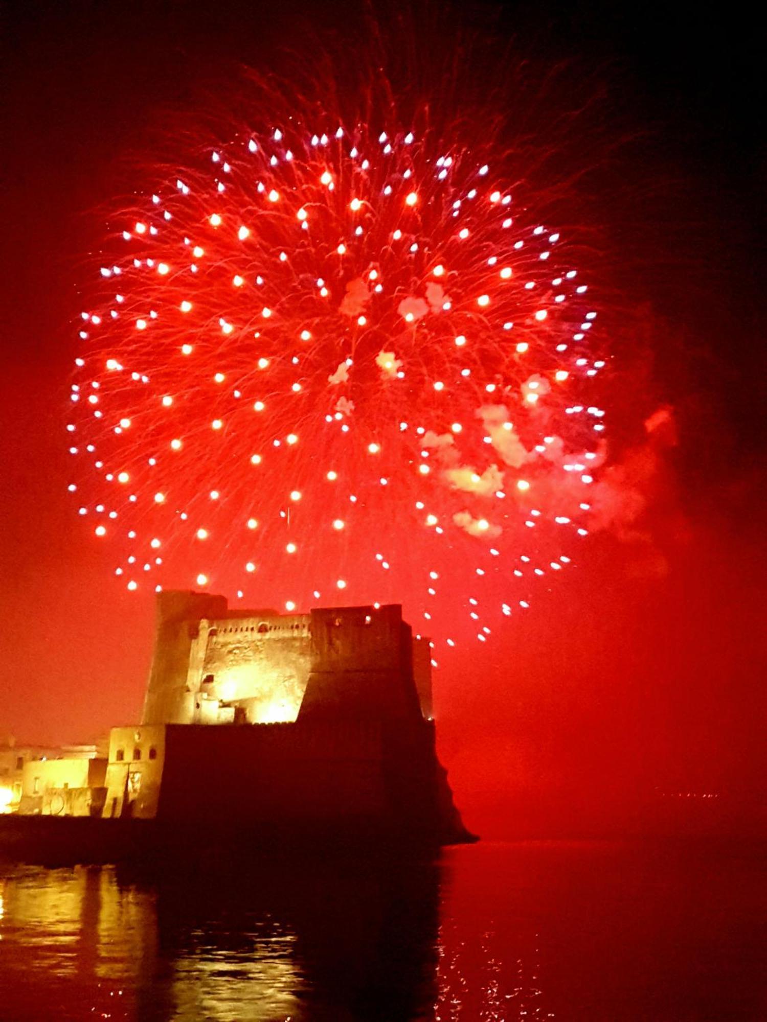 Daily Napoli - Lungomare Hotel ภายนอก รูปภาพ