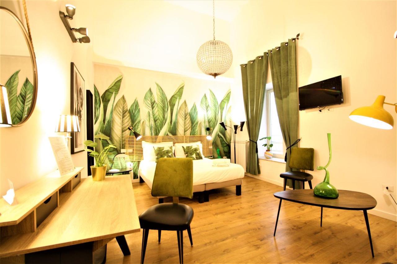 Daily Napoli - Lungomare Hotel ภายนอก รูปภาพ